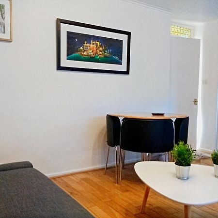 Very Central Location- Free Parking - 2 Bedrooms Belfast Luaran gambar