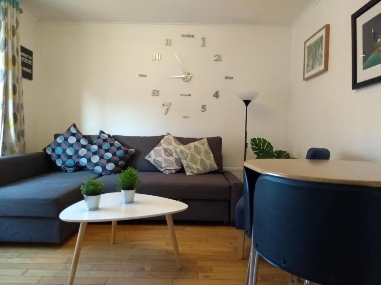Very Central Location- Free Parking - 2 Bedrooms Belfast Luaran gambar