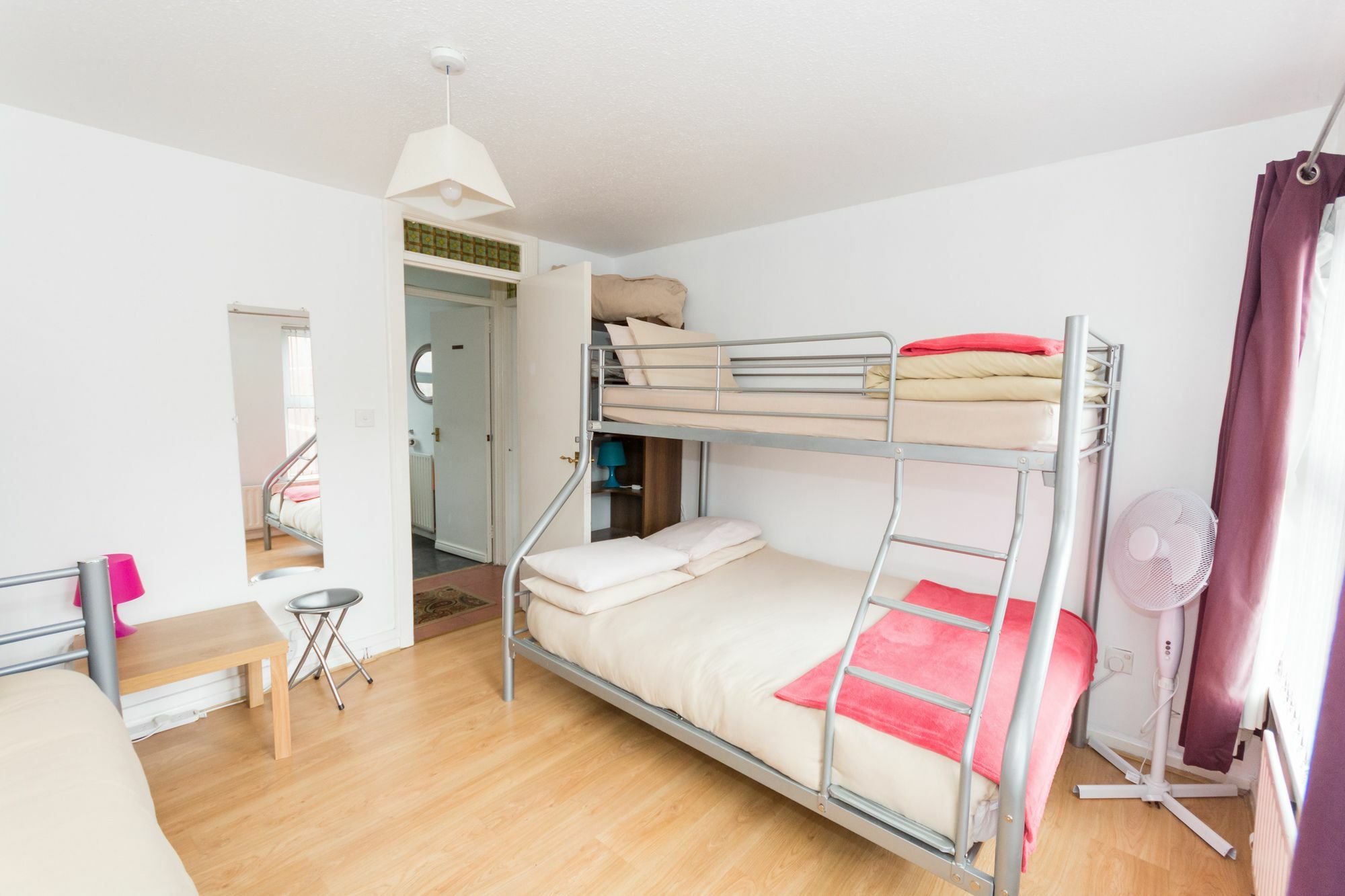 Very Central Location- Free Parking - 2 Bedrooms Belfast Luaran gambar